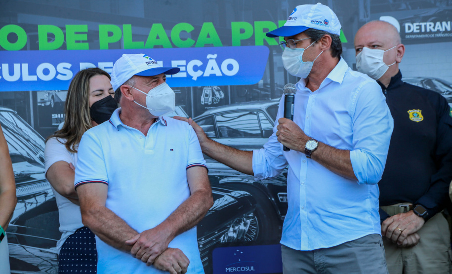 O Departamento de Trânsito do Paraná (Detran-PR), junto com a Federação Brasileira de Veículos Antigos (FBVA), realiza o evento de lançamento do novo modelo de placa preta para veículos de coleção - Curitiba, 22/01/2022