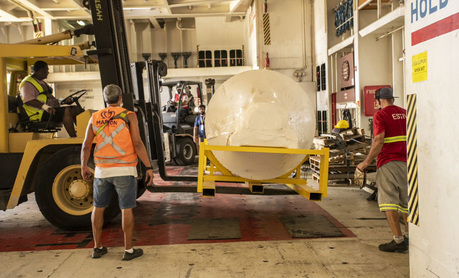 Peças para indústria de mineração são embarcadas no Porto de Paranaguá