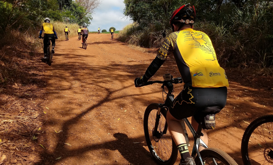 Expedição percorre de bicicleta 651 quilômetros da Rota do Rosário, de Piraí do Sul a Arapoti