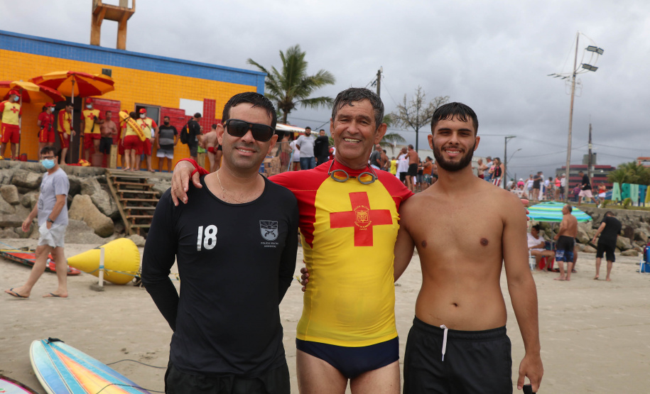 21ª edição da Travessia dos Veteranos do Corpo de Bombeiros celebra tradição em Guaratuba