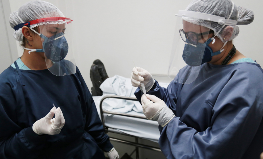 Mais de 786 mil testes para diagnóstico da Covid-19 devem chegar ao Paraná
