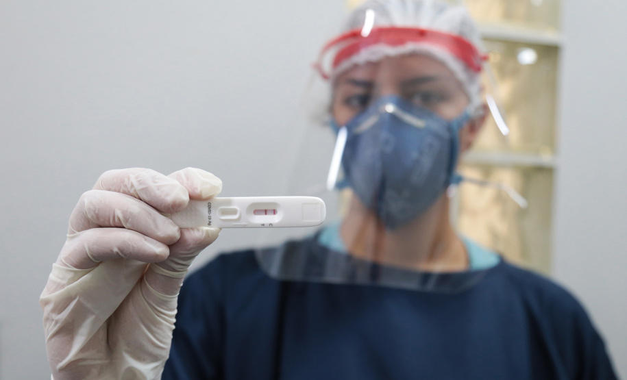 Mais de 786 mil testes para diagnóstico da Covid-19 devem chegar ao Paraná