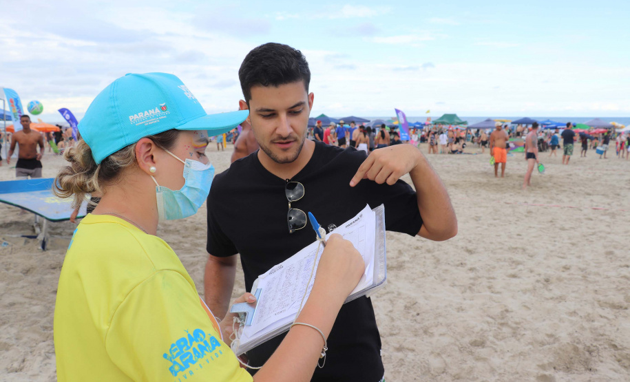 Esporte disponibiliza aulas de dança e muita diversão para todas as idades nas praias do Litoral