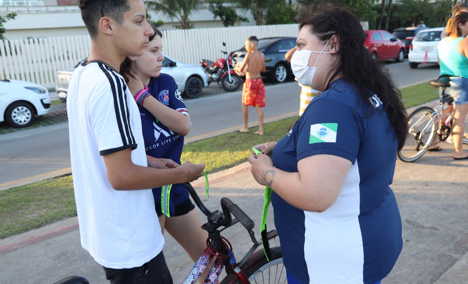 Detran promove blitzes educativas voltada aos ciclistas no Litoral do Paraná