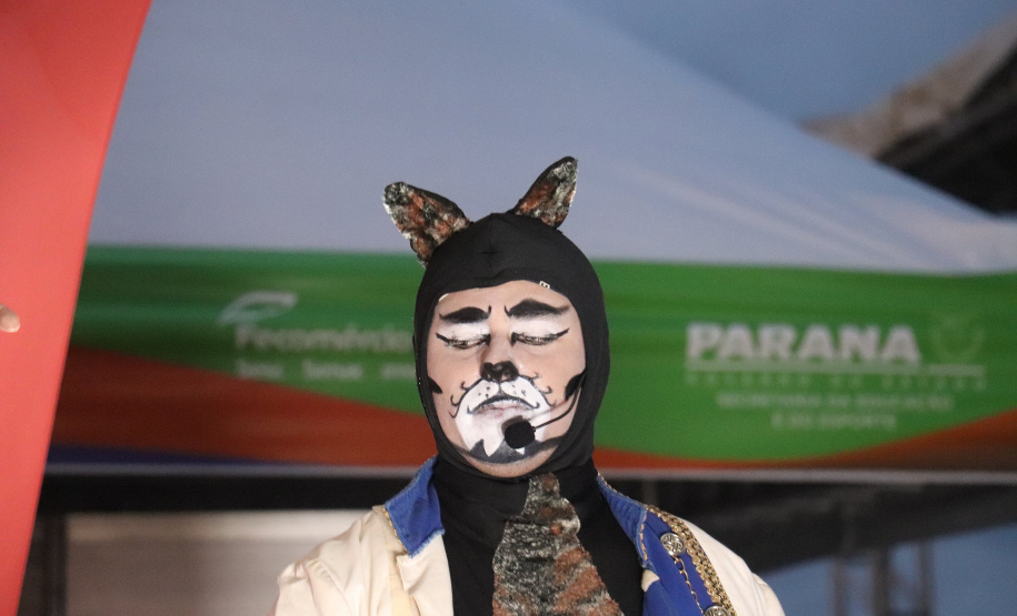 Esporte leva trupes circenses às praias do Litoral durante Verão Paraná