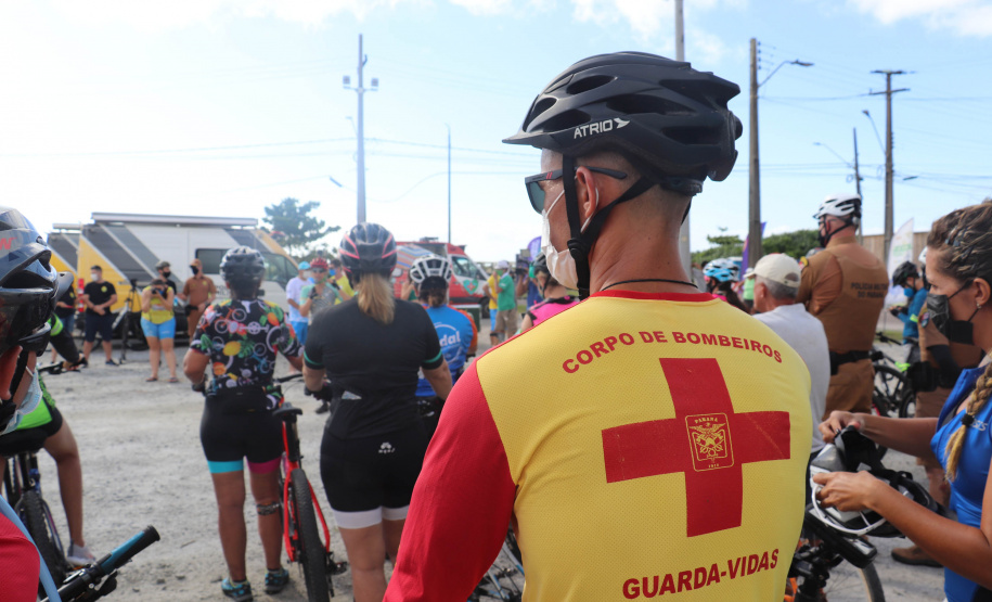 Pedala Paraná reune mais de 200 ciclistas de todo Paraná em desafio de 27 quilômetros, no litoral