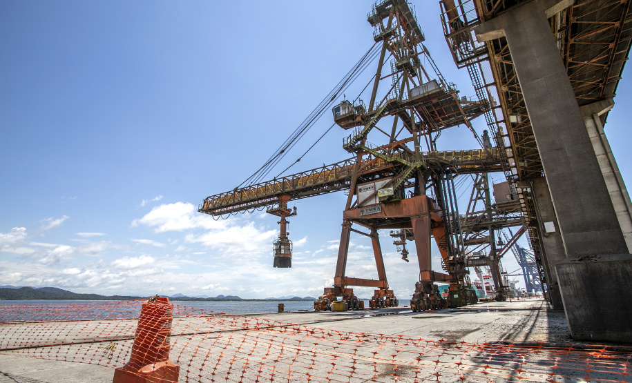 Portos do Paraná preparam corredor Leste para a demanda de exportação de grãos e farelos de 2022
