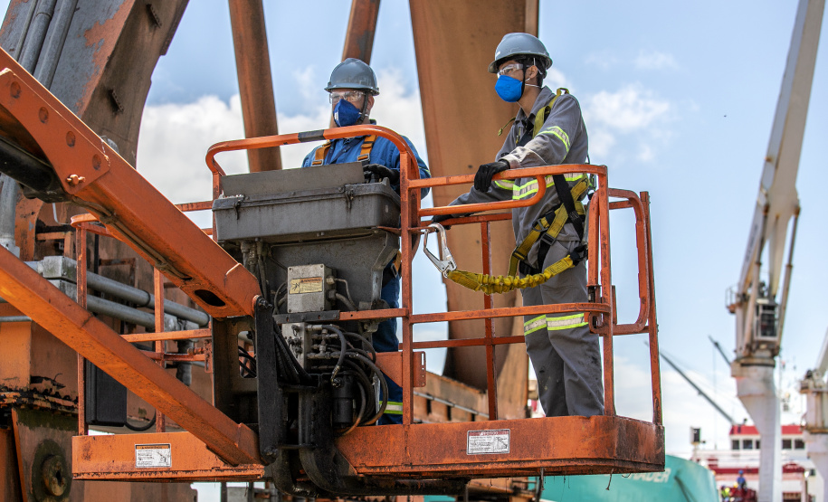 Portos do Paraná preparam corredor Leste para a demanda de exportação de grãos e farelos de 2022