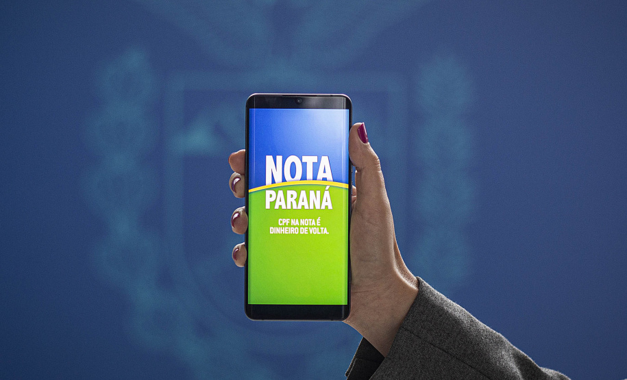 Nota Paraná libera R$ 10 milhões em créditos do combustível nesta segunda-feira   - Curitiba, 07/01/2021