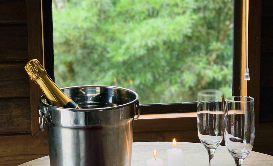 Café da manhã em parreiral e uma noite na carroça? Veja opções de experiências memoráveis na RMC