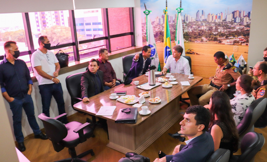 Secretário da Segurança Pública apresenta andamento de obras e aquisições para a região de Cascavel