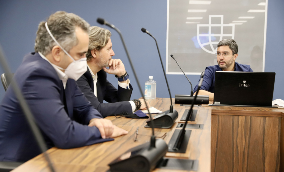 Portos do Paraná avança em cooperação internacional voltada à transformação digital