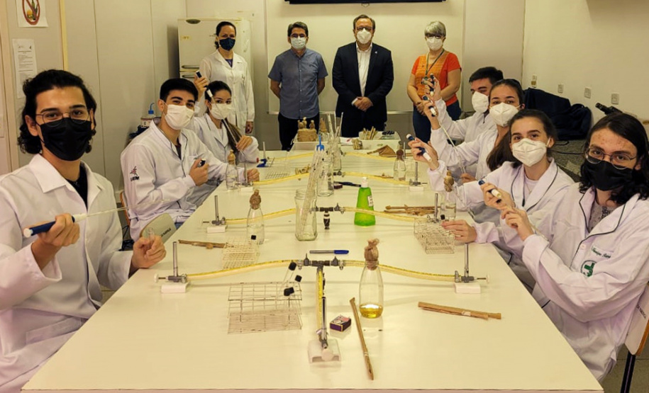 Aulas presenciais das graduações da UEM são retomadas nos 7 câmpus