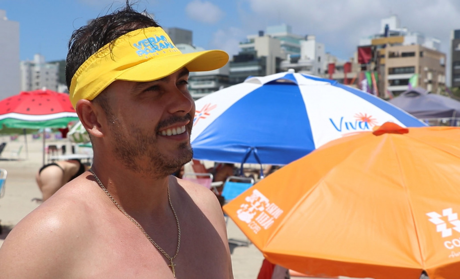 Copel disponibiliza guarda-sóis a clientes que utilizam o serviço de fatura digital; população aprova iniciativa