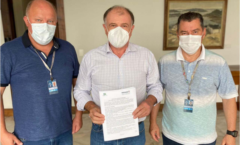 Paranacidade abre vagas de trabalho para 15 categorias profissionais com salários de até R$ 8,3 mil