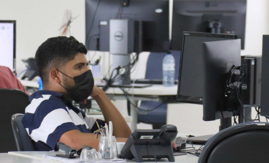 Paranacidade abre vagas de trabalho para 15 categorias profissionais com salários de até R$ 8,3 mil