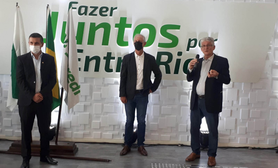 A Cooperativa Agrária, de Entre Rios, distrito de Guarapuava, inaugurou nesta quinta-feira (06), uma das mais modernas unidades de multigrãos do País. - Entre Rios, 06/01/2022