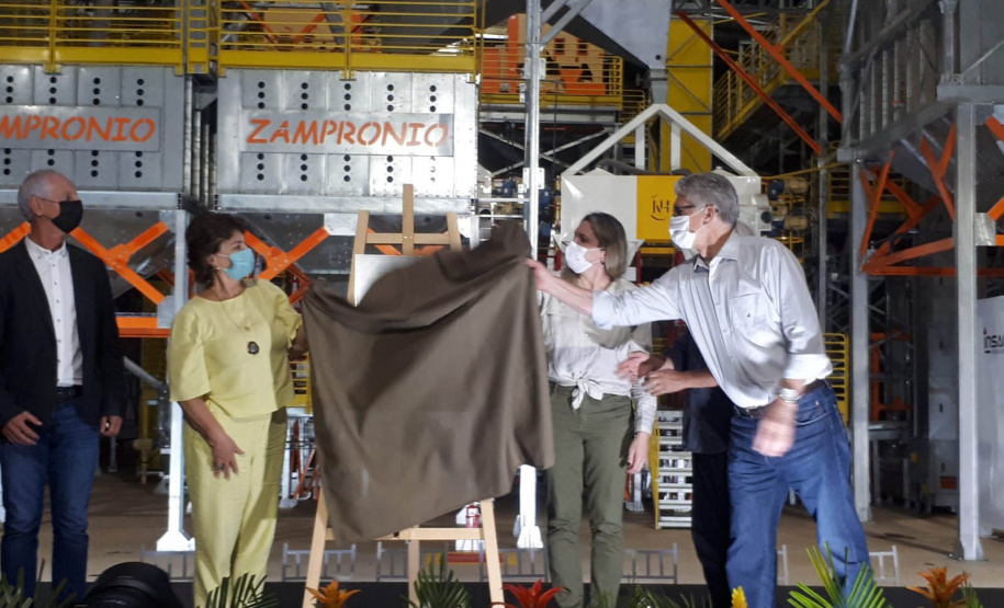 A Cooperativa Agrária, de Entre Rios, distrito de Guarapuava, inaugurou nesta quinta-feira (06), uma das mais modernas unidades de multigrãos do País. - Entre Rios, 06/01/2022