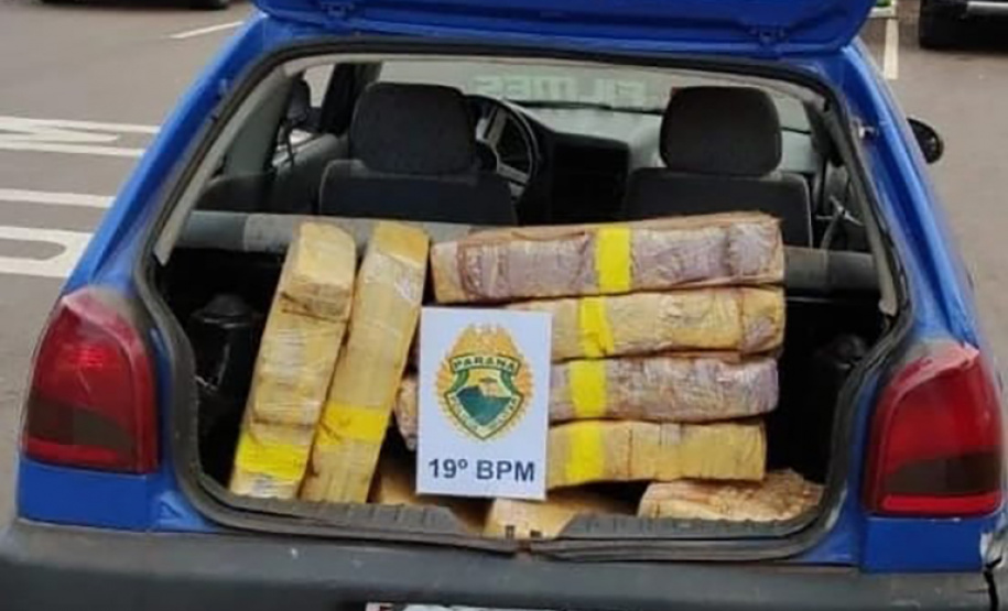 Carro carregado com mais de 100 quilos de maconha é apreendido pela PM no Oeste do estado