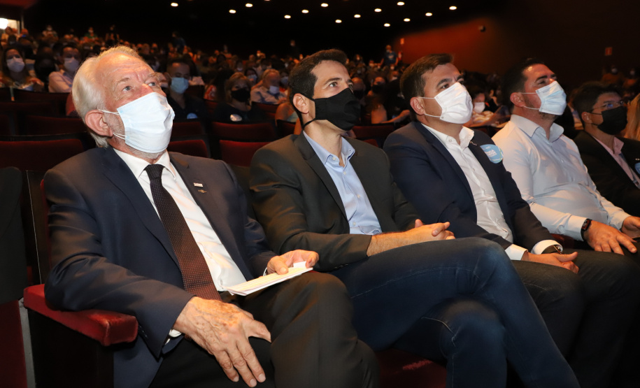 Governo reafirma compromisso com a Educação em evento com gestores de escolas municipais do Estado