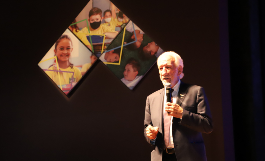 Governo reafirma compromisso com a Educação em evento com gestores de escolas municipais do Estado