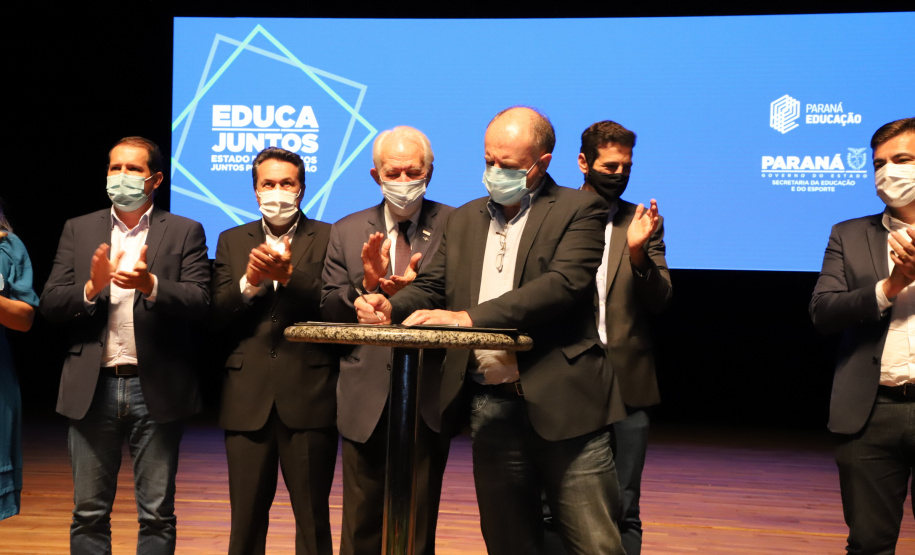 Governo reafirma compromisso com a Educação em evento com gestores de escolas municipais do Estado