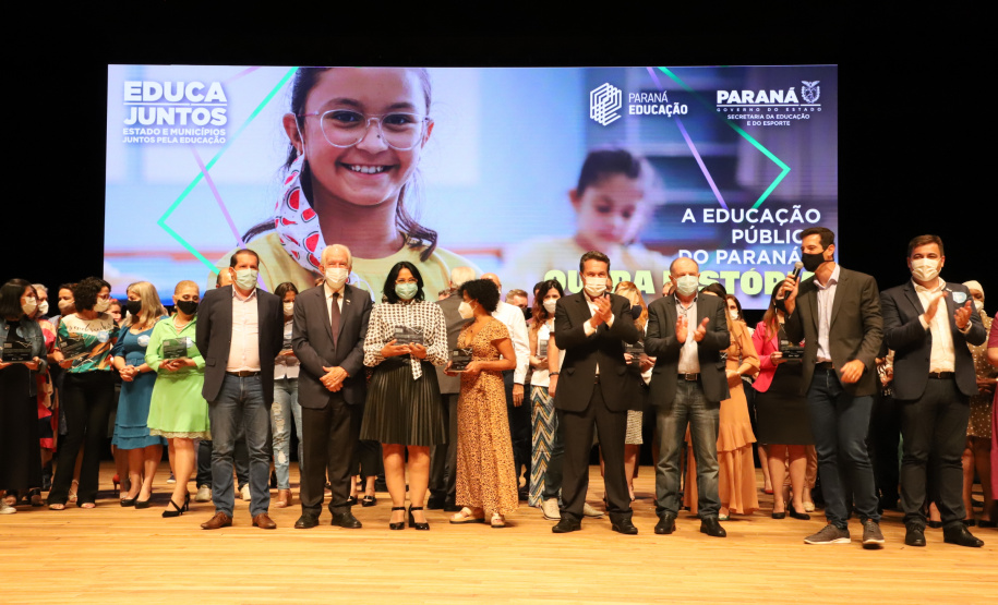 Governo reafirma compromisso com a Educação em evento com gestores de escolas municipais do Estado