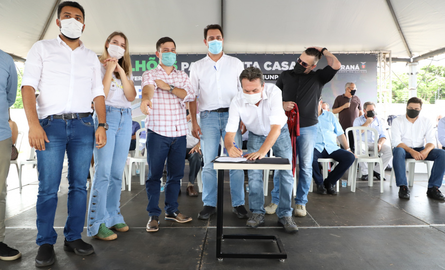 Governo e prefeitura de Paranavaí formalizam convênio para construção do 49º Parque Urbano do Estado