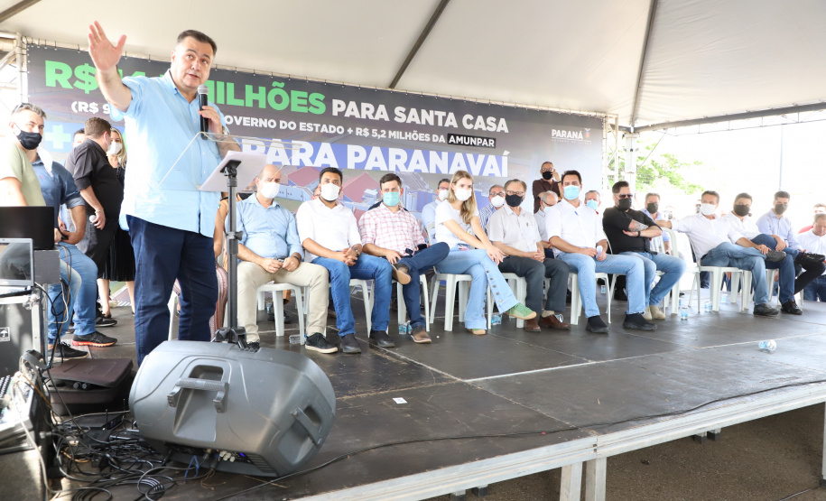 O governador Carlos Massa Ratinho Junior assinou nesta quinta-feira (17), o contrato para custeio da nova unidade Morumbi da Santa Casa de Paranavaí.- Paranavaí, 17/02/2022