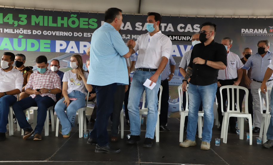 O governador Carlos Massa Ratinho Junior assinou nesta quinta-feira (17), o contrato para custeio da nova unidade Morumbi da Santa Casa de Paranavaí.- Paranavaí, 17/02/2022