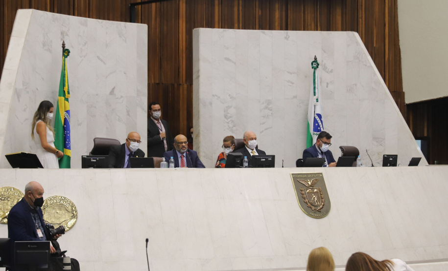 O secretário da Fazenda, Renê Garcia Junior, faz prestação das contas do Estado nesta terça-feira, em audiência pública na Assembleia Legislativa.