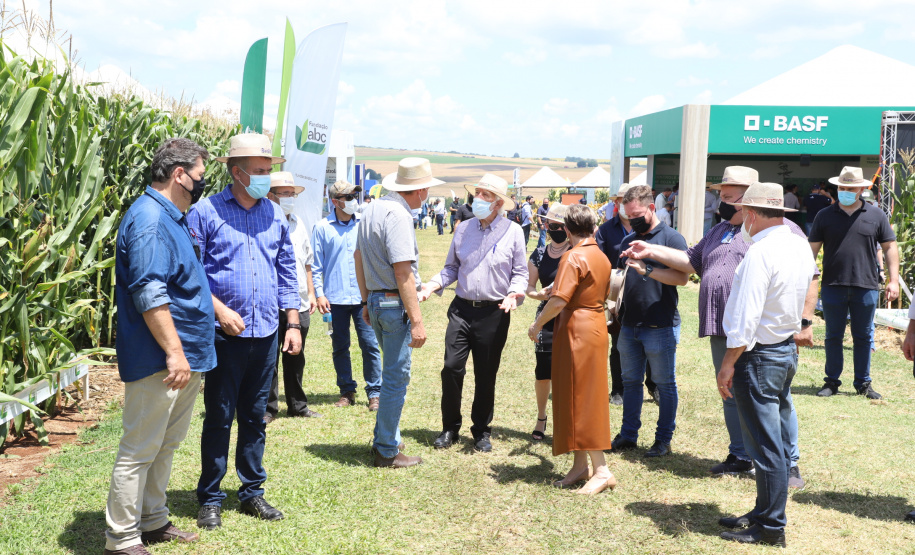 Governador em exercício, Darci Piana, participa  25ª edição do Show Tecnológico de Verão, realizado pela Fundação ABC em Ponta Grossa