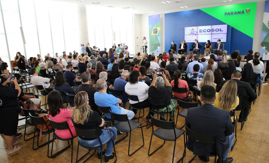 Secretaria de Justiça, Família e Trabalho cria Conselho Estadual de Economia Solidária e empossa seus primeiros membros