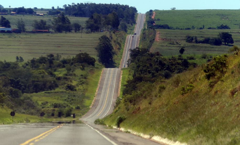 Após mais de seis décadas de espera, Estrada da Boiadeira deixa de ser lenda no Noroeste do Paraná