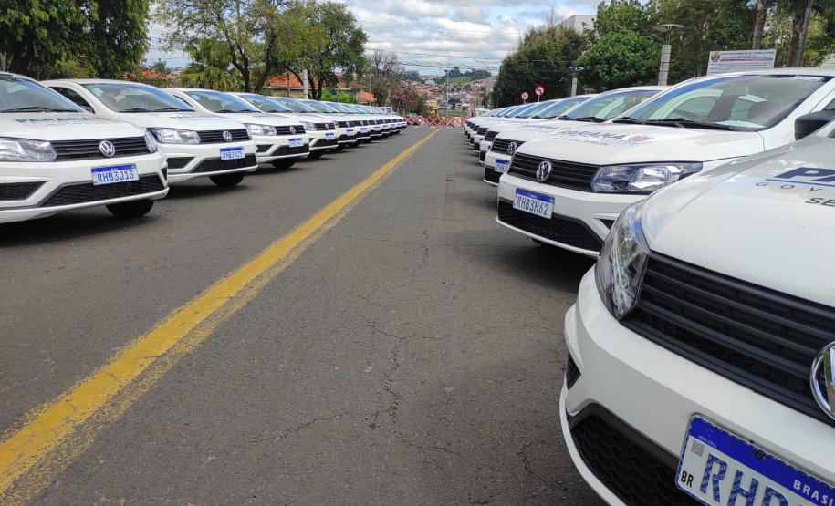 A Secretaria de Estado da Saúde formalizou a entrega de 26 automóveis nesta quarta-feira (2) aos sete municípios que integram a 21ª Regional de Saúde de Telêmaco Borba para o fortalecimento da Estratégia de Saúde da Família (ESF).