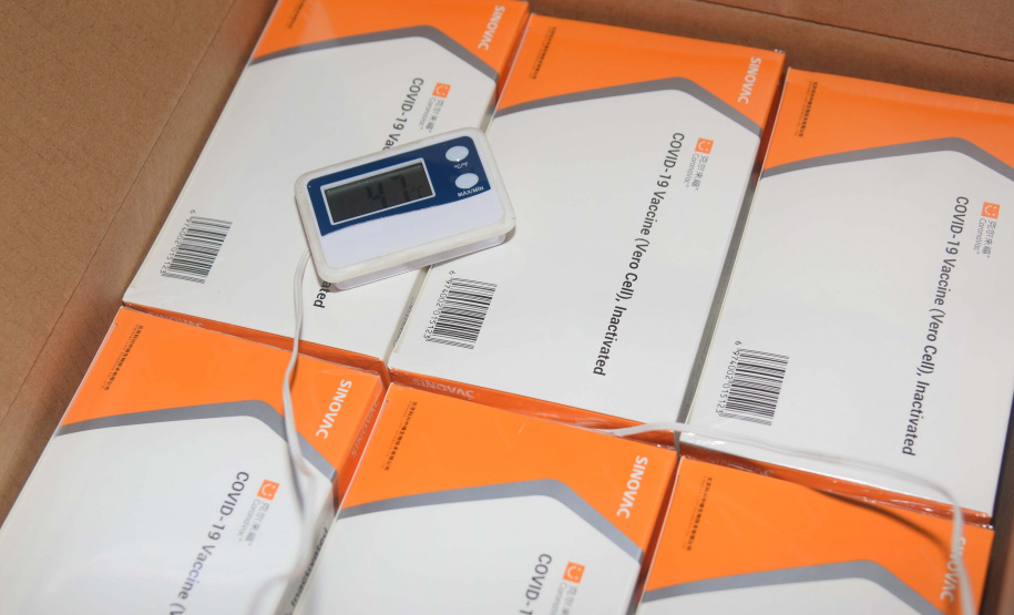 Mais 169.200 vacinas pediátricas chegam ao Paraná nesta segunda