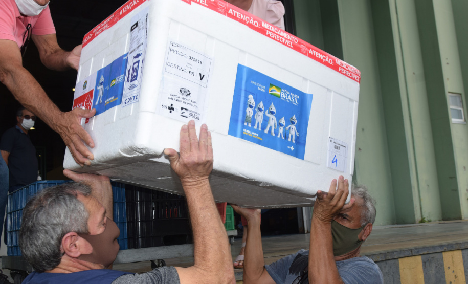 Sesa abastece Regionais com 820 mil vacinas contra a Covid-19 e 754 mil unidades de Tamiflu