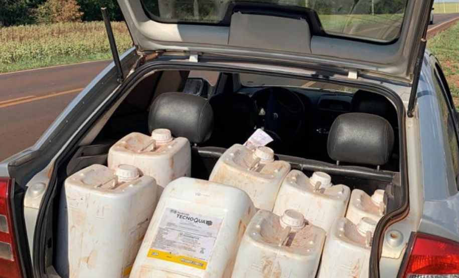 BPRv apreende carro carregado com 300 litros de herbicida no Oeste do estado