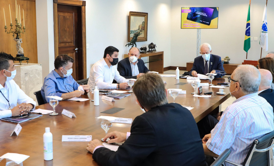Governador em exercício, Darci Piana, recebe diretoria da Celepar - Governo  Digital - Curitiba, 23/02/2022