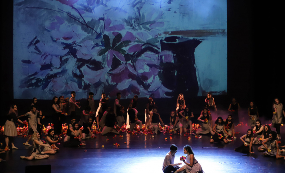Grupo de Dança do Colégio Estadual do Paraná abre inscrições para aulas gratuitas