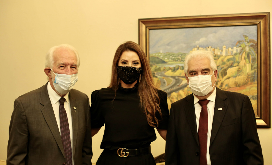 Darci Piana é homenageado com a Ordem Nacional do Mérito Comercial