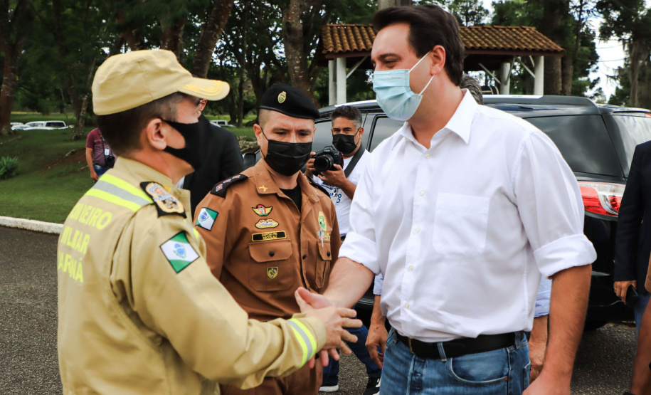 Governador Carlos Massa Ratinho Junior entrega mais 63 veículos da Patrulha Ambiental - Curitiba, 09/02/2022