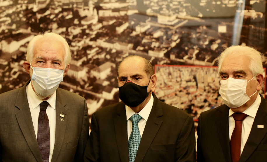 Darci Piana é homenageado com a Ordem Nacional do Mérito Comercial