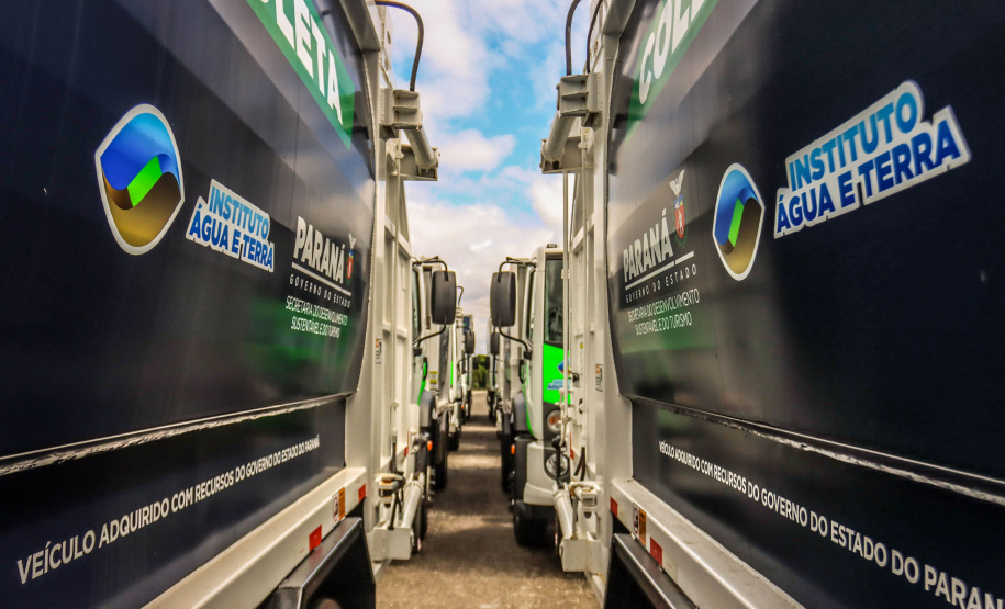 Governador Carlos Massa Ratinho Junior entrega mais 63 veículos da Patrulha Ambiental - Curitiba, 09/02/2022