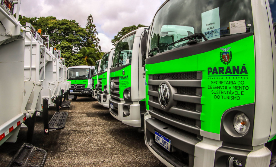 Governador Carlos Massa Ratinho Junior entrega mais 63 veículos da Patrulha Ambiental - Curitiba, 09/02/2022
