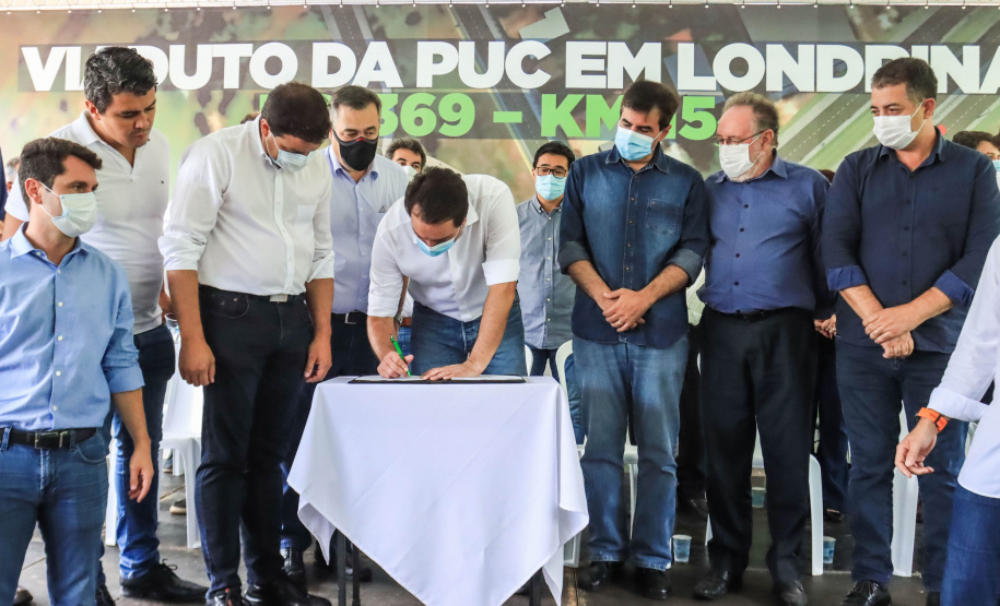 O governador Carlos Massa Ratinho Junior lança nesta sexta-feira (4) a licitação do Viaduto da PUC, em Londrina.