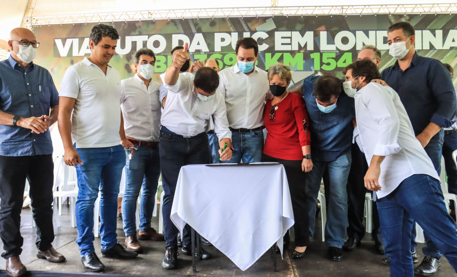 O governador Carlos Massa Ratinho Junior lança nesta sexta-feira (4) a licitação do Viaduto da PUC, em Londrina.