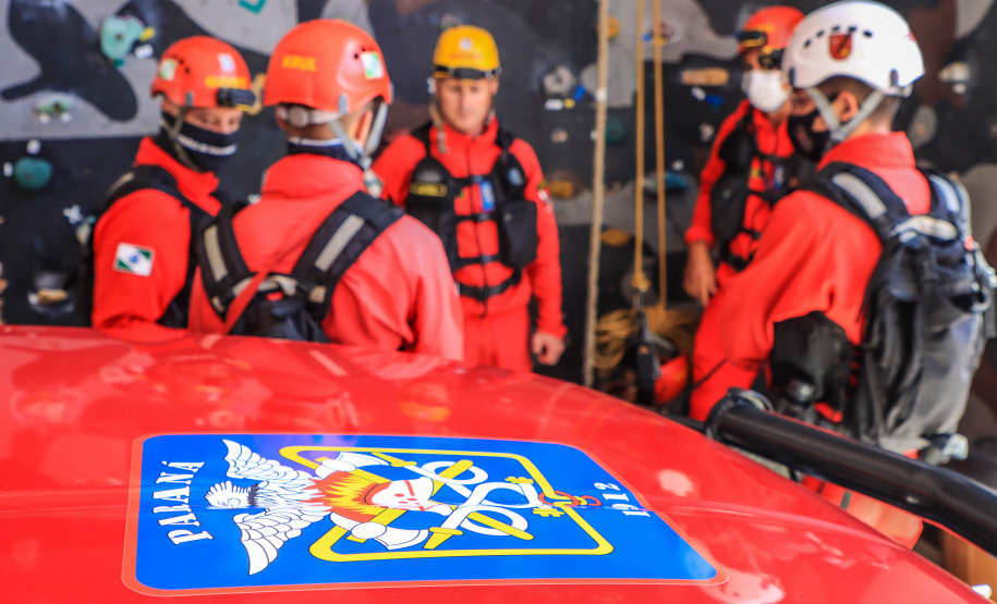 SAÍDA BOMBEIROS PARA PETRÓPOLIS