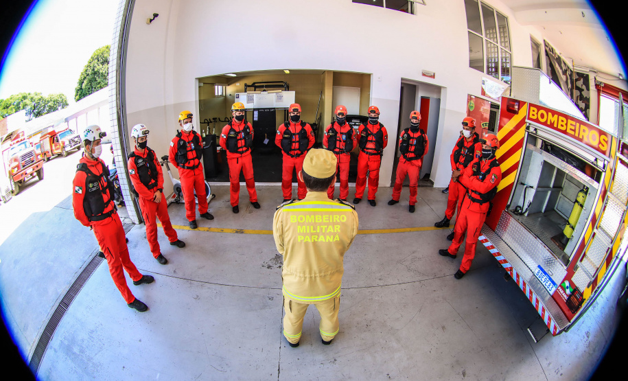 SAÍDA BOMBEIROS PARA PETRÓPOLIS