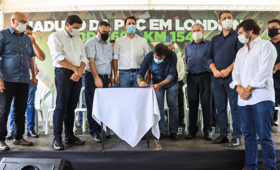 O governador Carlos Massa Ratinho Junior lança nesta sexta-feira (4) a licitação do Viaduto da PUC, em Londrina.
